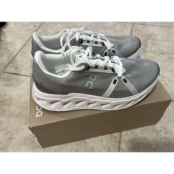 ON Cloud Men's Cloudeclipse White Alloy Gray Running Cloud Cushioned Sneakers 10 - Picture 2 of 8